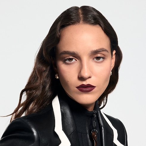 Lèvres } LV Rouge - Rouge à lèvres mat | Louis Vuitton ® (Zoom produit)