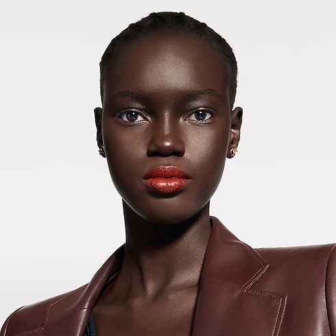 Lèvres } LV Rouge - Rouge à lèvres satin | Louis Vuitton ® (Zoom produit)