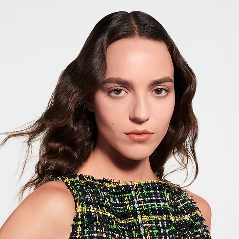 Lèvres } LV Rouge - Rouge à lèvres satin | Louis Vuitton ® (Zoom produit)