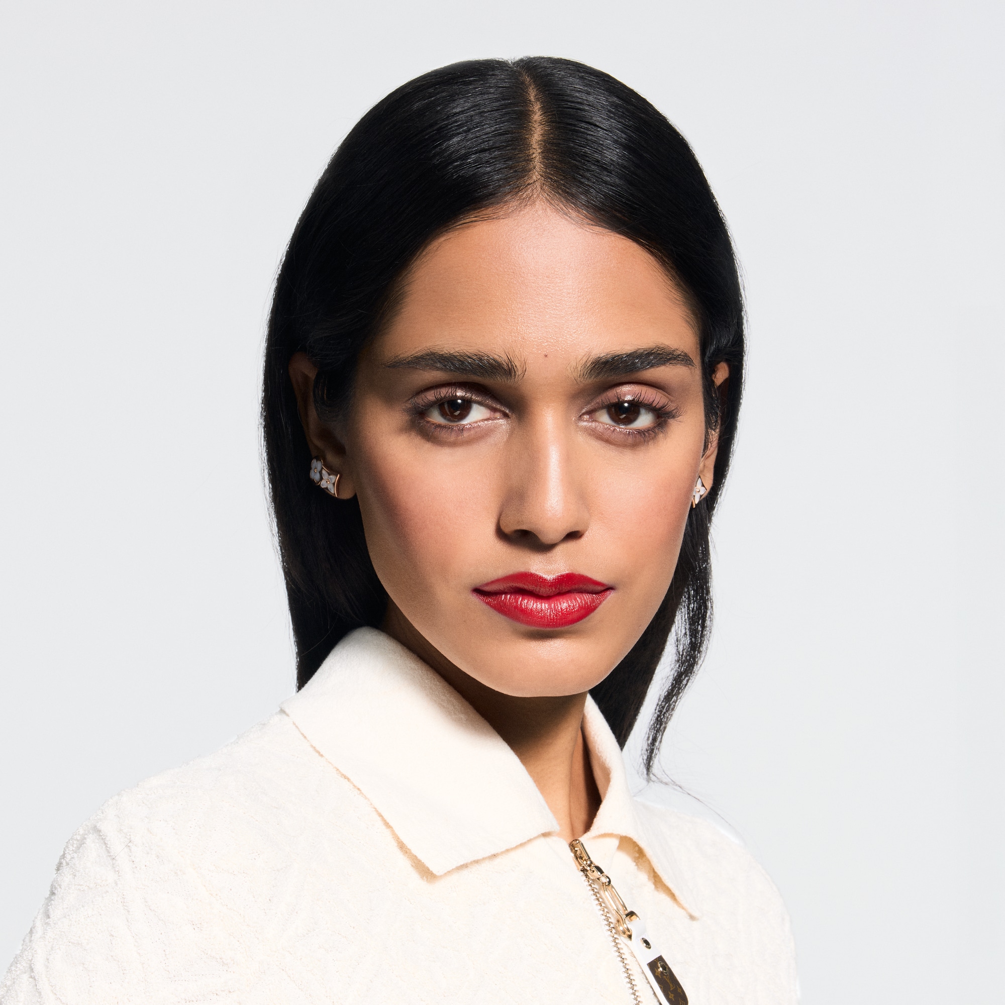  Lips } LV Rouge - Satin Lipstick | Louis Vuitton ® (Product zoom)