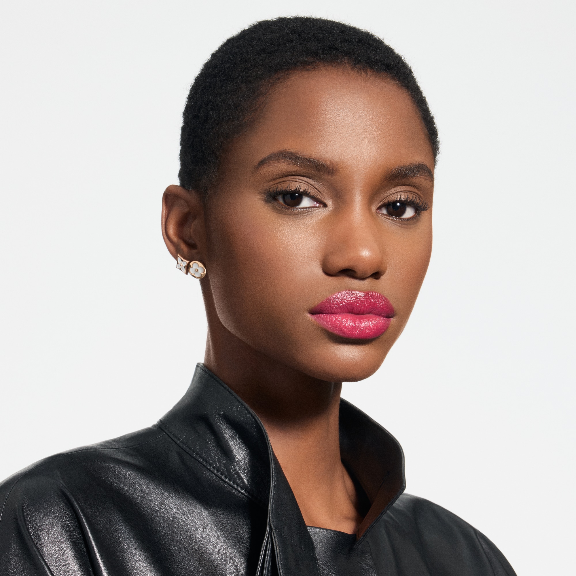  Lips } LV Rouge - Satin Lipstick | Louis Vuitton ® (Product zoom)