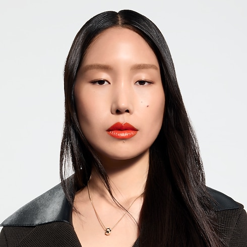 Lips } LV Rouge - Satin Lipstick | Louis Vuitton ® (Product zoom)