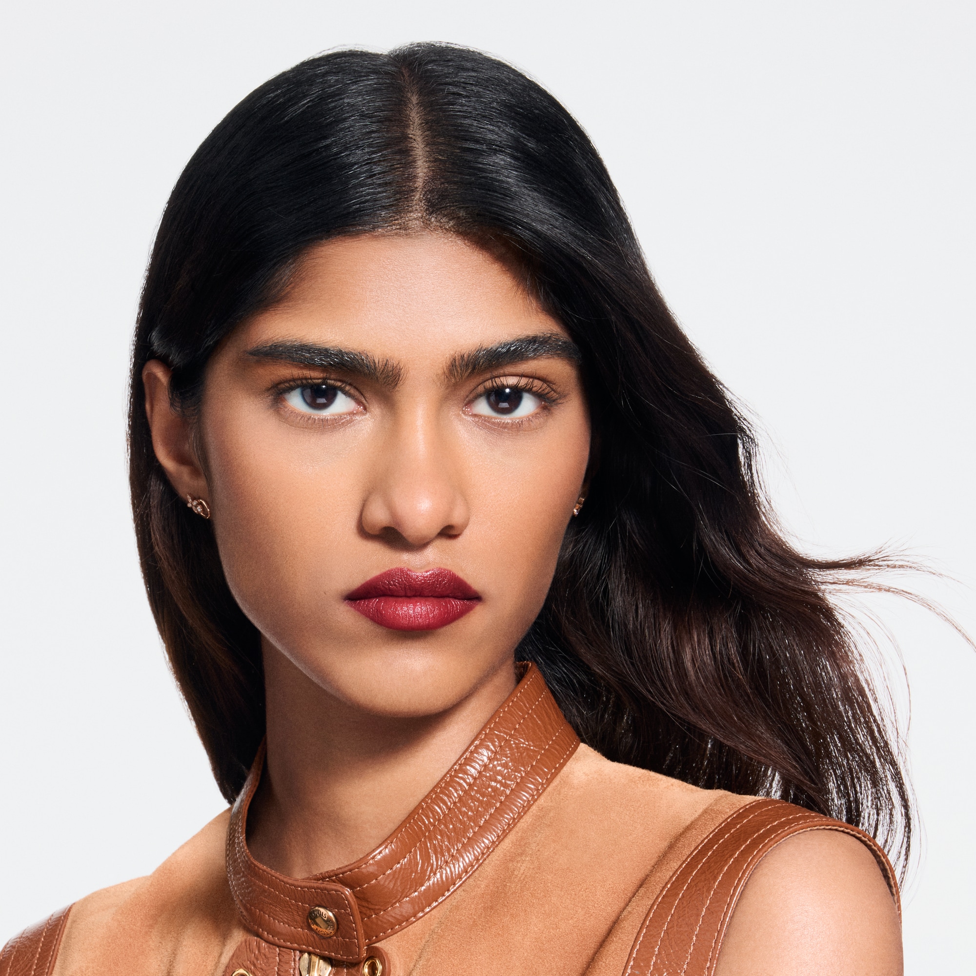  Lips } LV Rouge - Satin Lipstick Refill | Louis Vuitton ® (Product zoom)