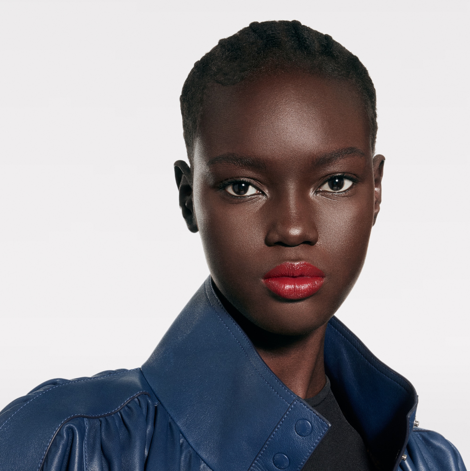  Lips } LV Rouge - Satin Lipstick Refill | Louis Vuitton ® (Product zoom)