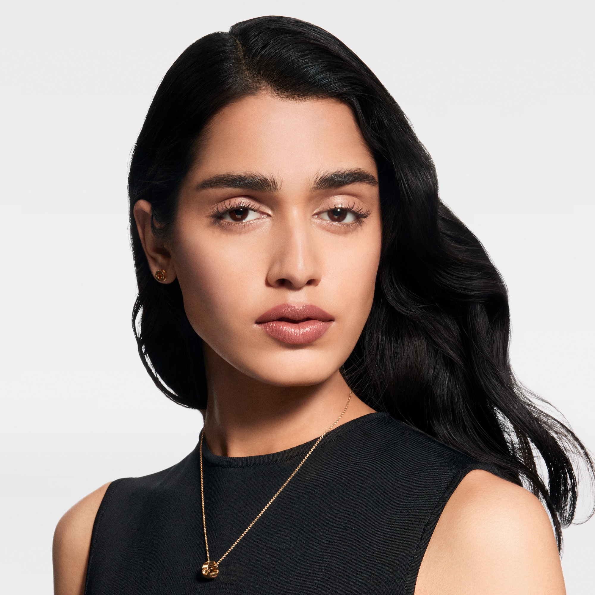  Lips } LV Rouge - Satin Lipstick Refill | Louis Vuitton ® (Product zoom)