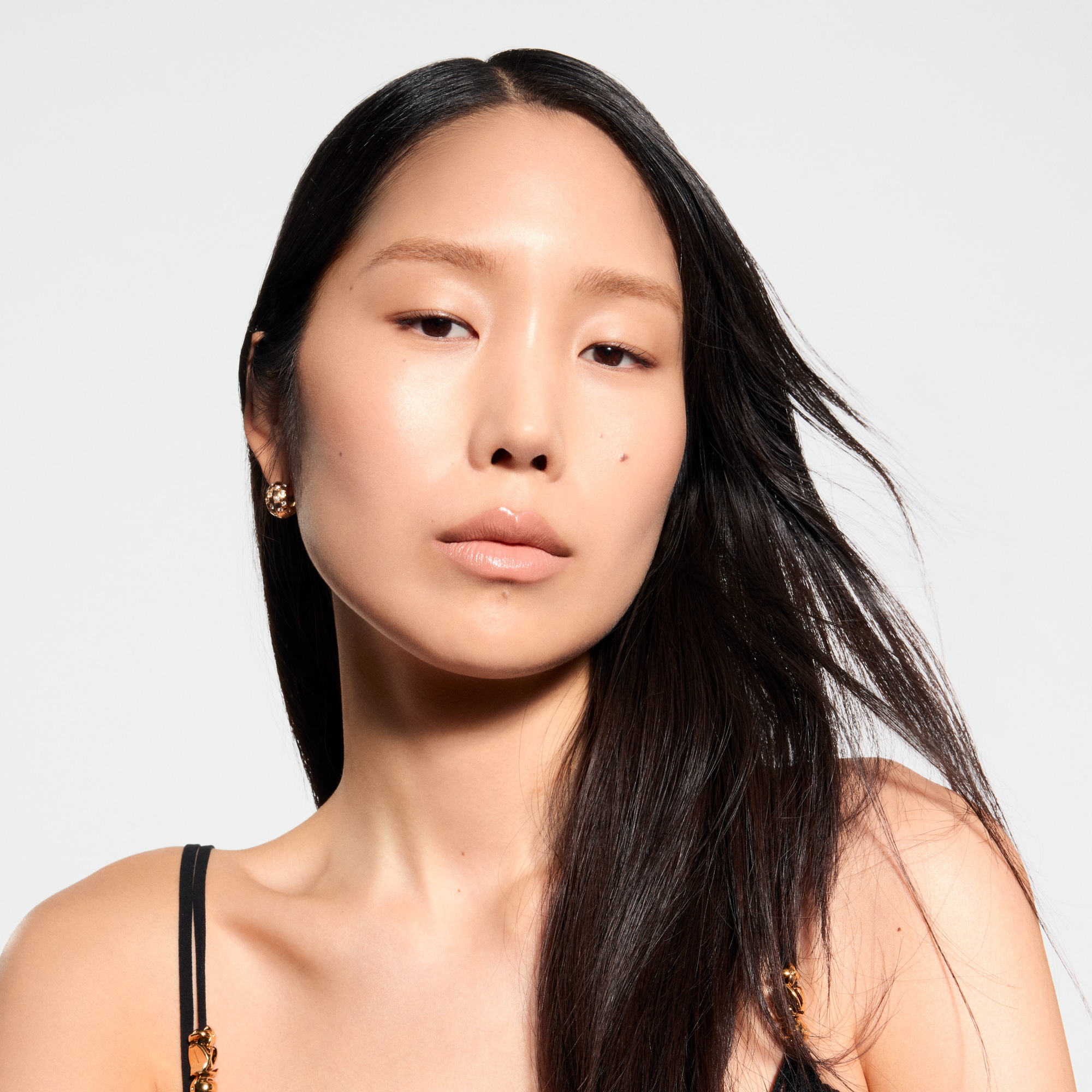  Lips } LV Rouge - Satin Lipstick Refill | Louis Vuitton ® (Product zoom)