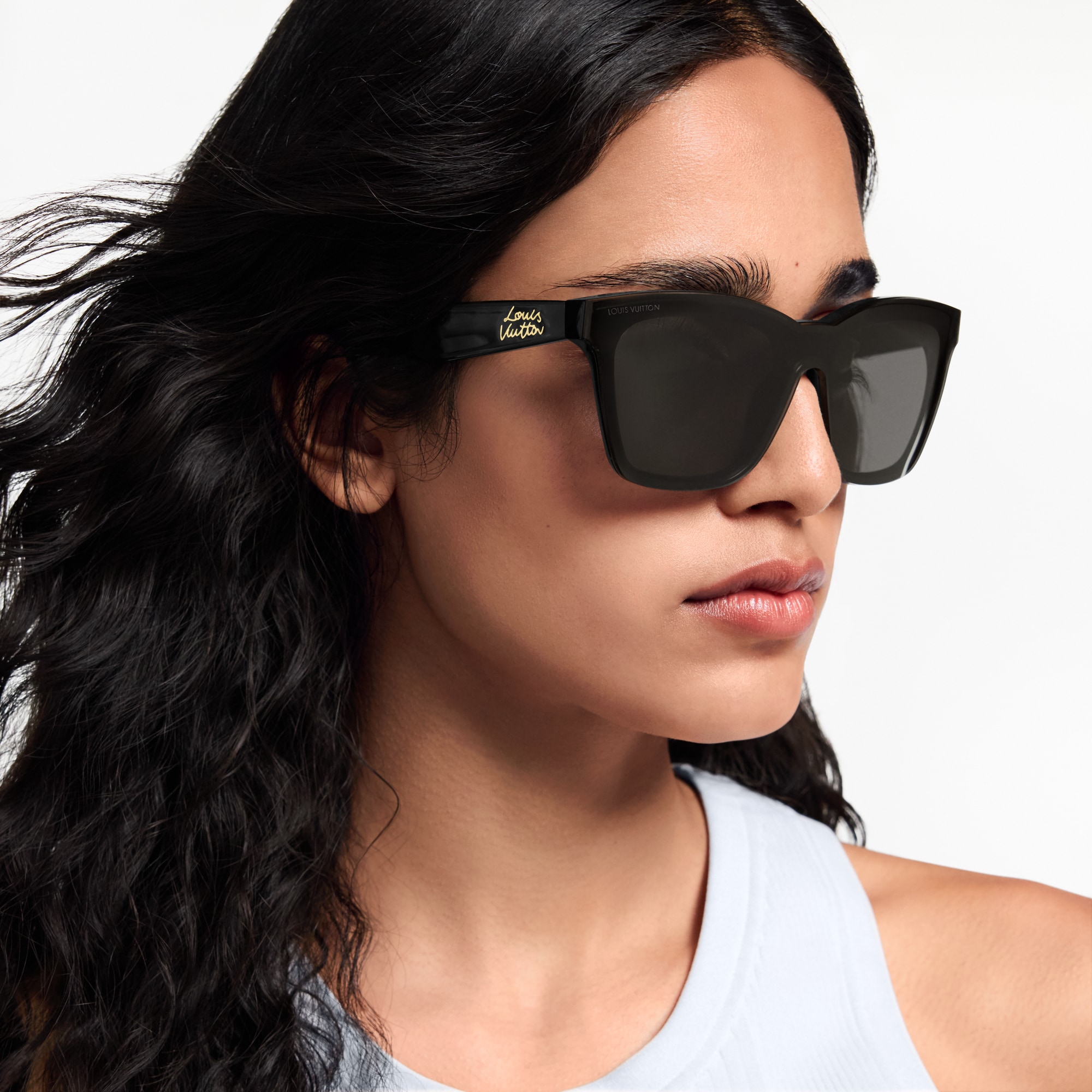 S00 Accessories Sunglasses LV Script Square Sunglasses | Louis Vuitton ® (Product zoom)