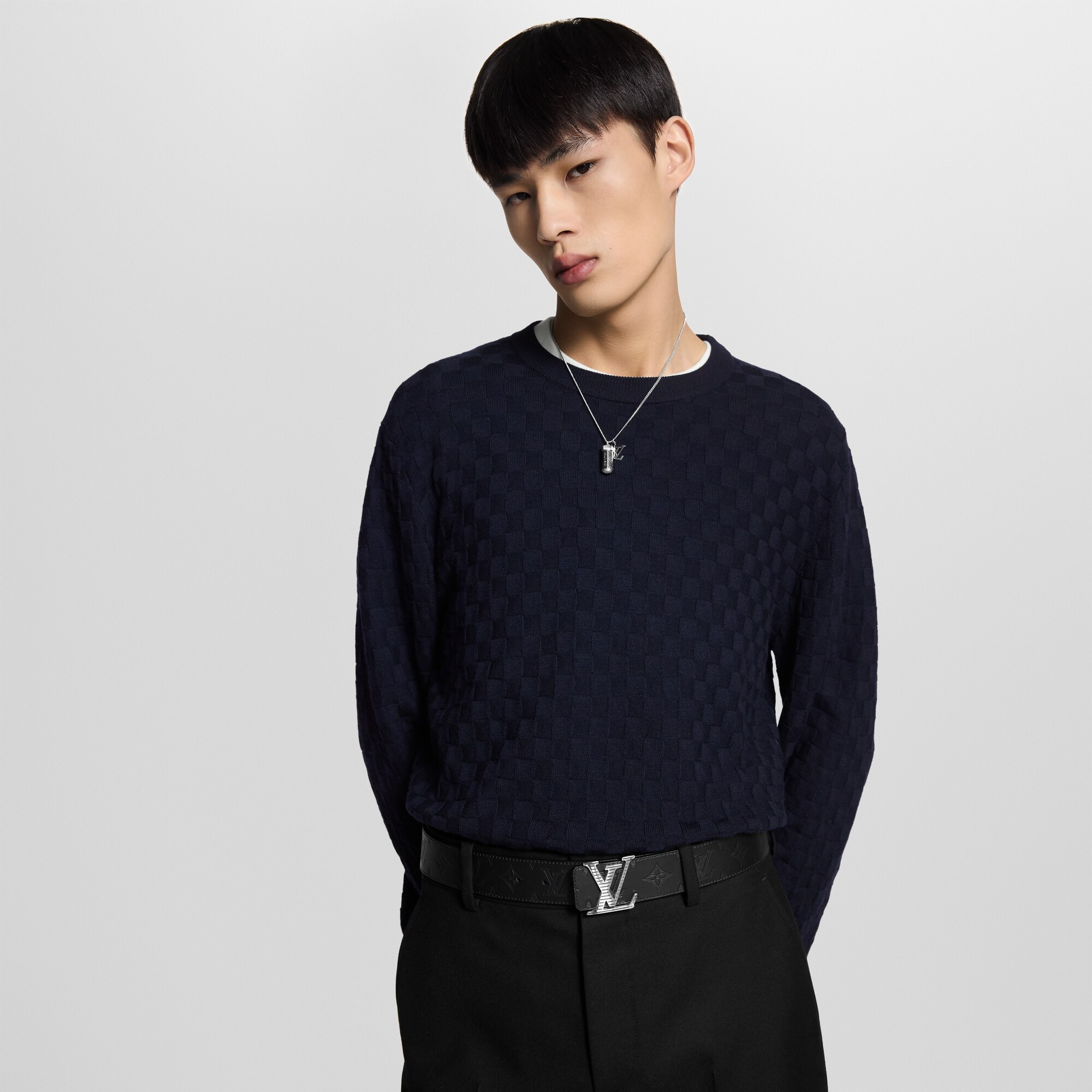  Accessories Belts LV Shadow 40mm Reversible Belt | Louis Vuitton ® (Product zoom)