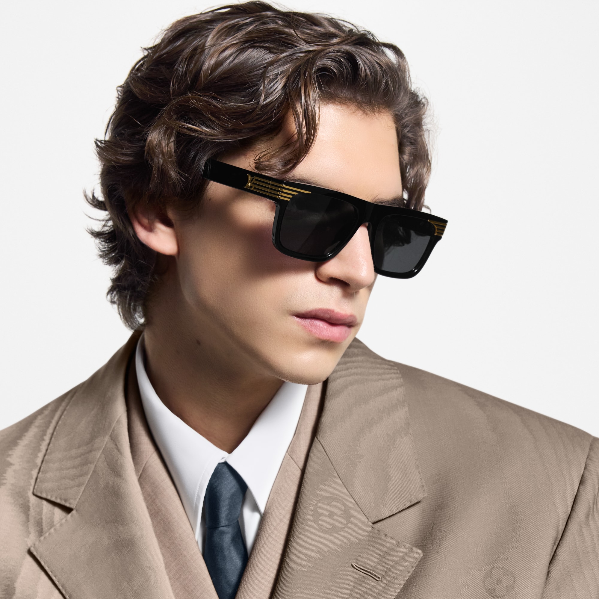 S00 Accessories Sunglasses LV Slide Square Sunglasses | Louis Vuitton ® (Product zoom)