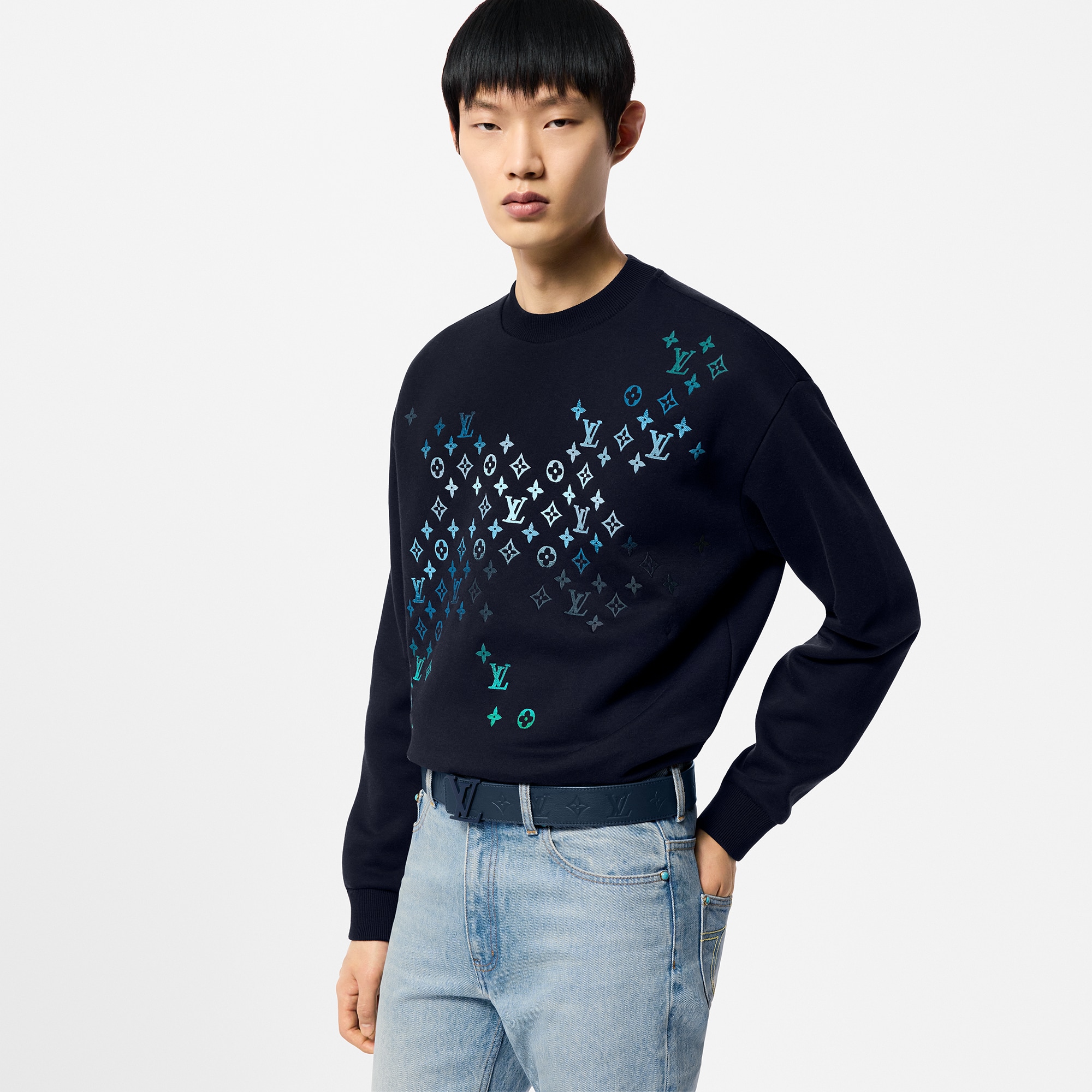 Taurillon Leather Accessories Belts LV Taurillon 40mm Reversible Belt | Louis Vuitton ® (Product zoom)