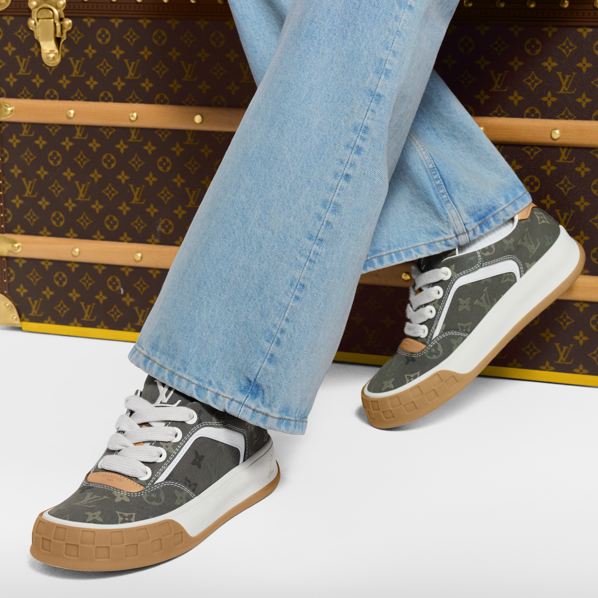  Shoes Sneakers LV Tilted Sneaker | Louis Vuitton ® (Product zoom)