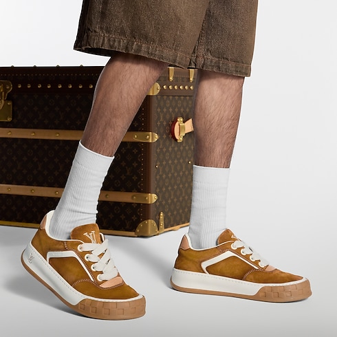 Shoes Sneakers LV Tilted Sneaker | Louis Vuitton ® (Product zoom)
