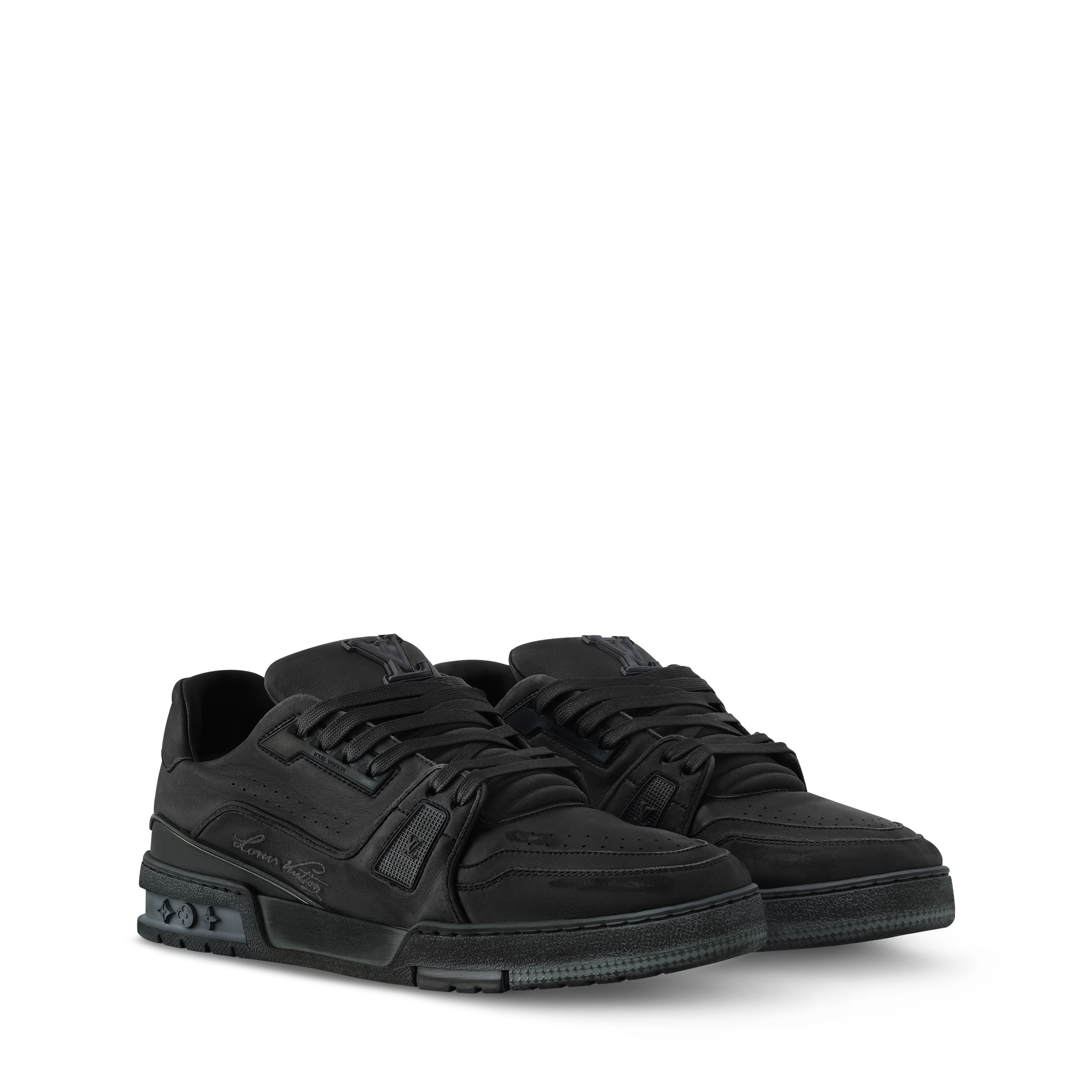  Shoes Sneakers LV Trainer Distressed Sneaker | Louis Vuitton ® (Product zoom)