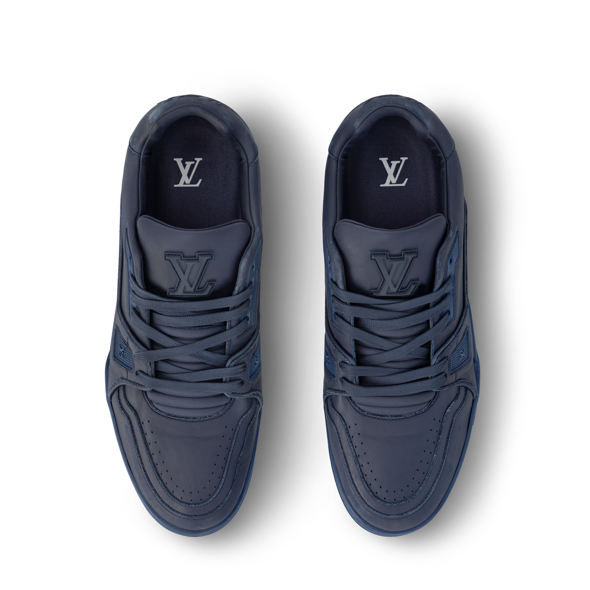  Shoes Sneakers LV Trainer Sneaker Distressed | Louis Vuitton ® (Product zoom)