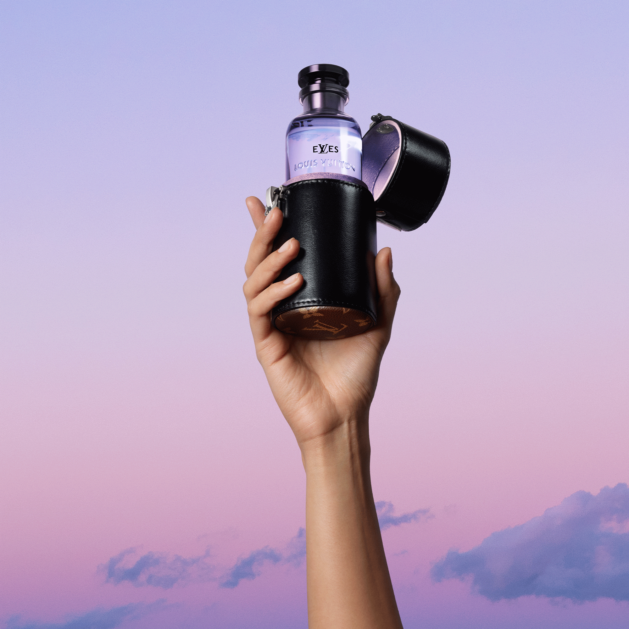 LV Vibe All Perfumes } LV Vibe 100ml Travel Case | Louis Vuitton ® (Product zoom)