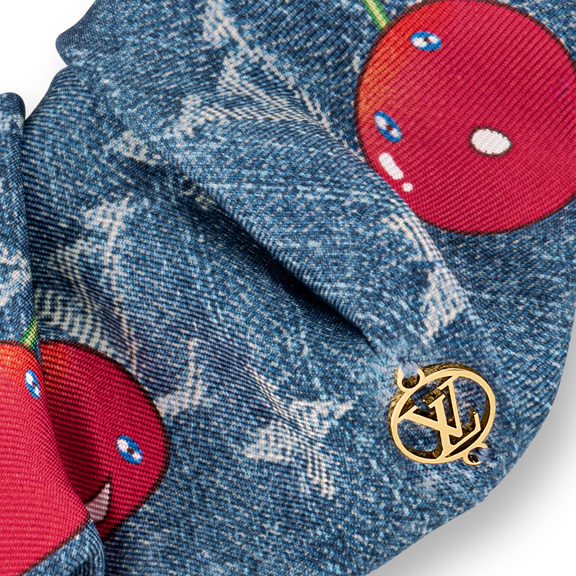 S00 Accessoires Accessoires pour Cheveux LV x TM - Chouchou Denim Cerise | Louis Vuitton ® (Zoom produit)