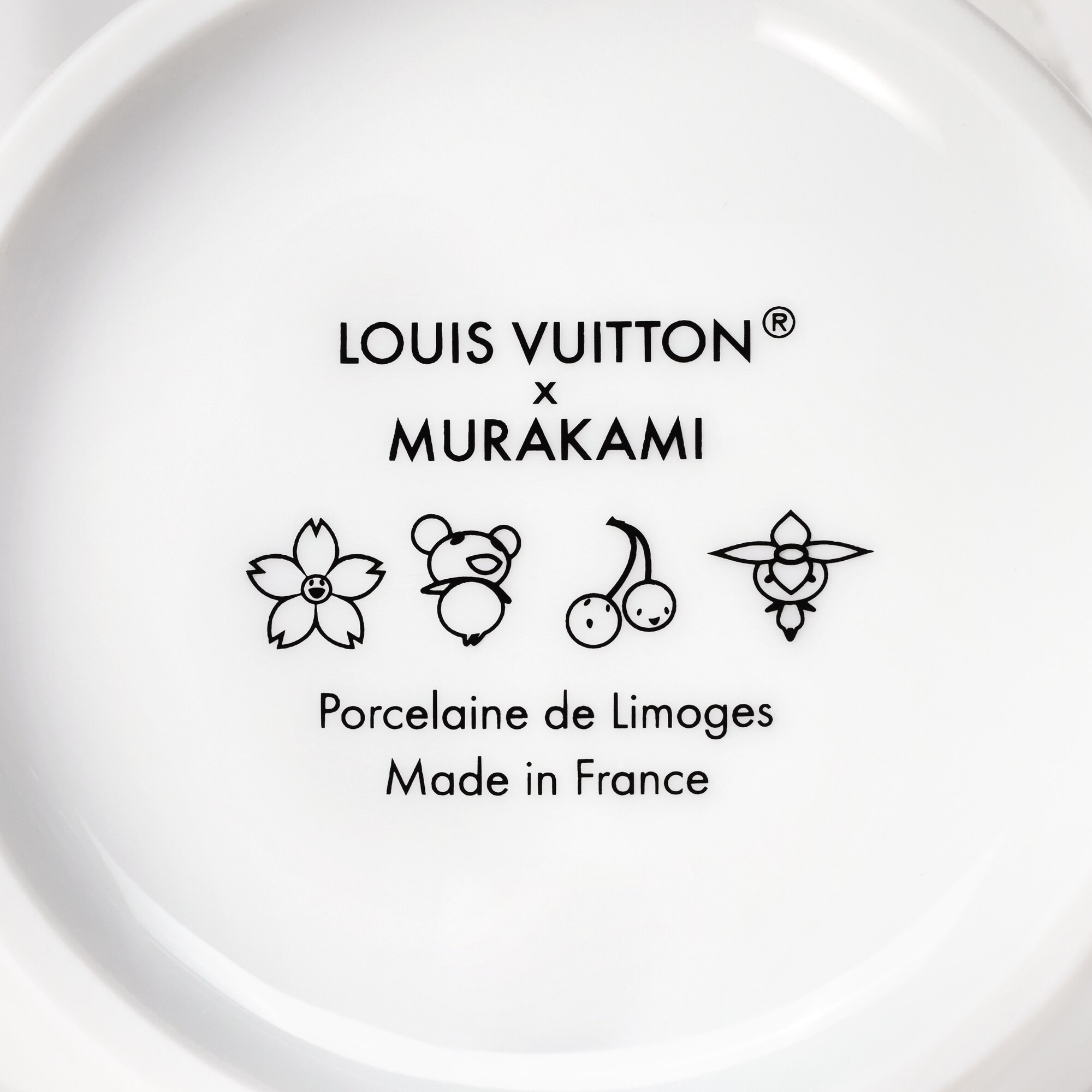 Monogram Cerises Maison et Art de la Table Art de le Table LV x TM - Set de deux tasses et soucoupes à thé | Louis Vuitton ® (Zoom produit)