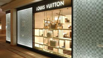 Louis Vuitton White Plains Westchester in White Plains, NY, US. Louis Vuitton Magasins.
