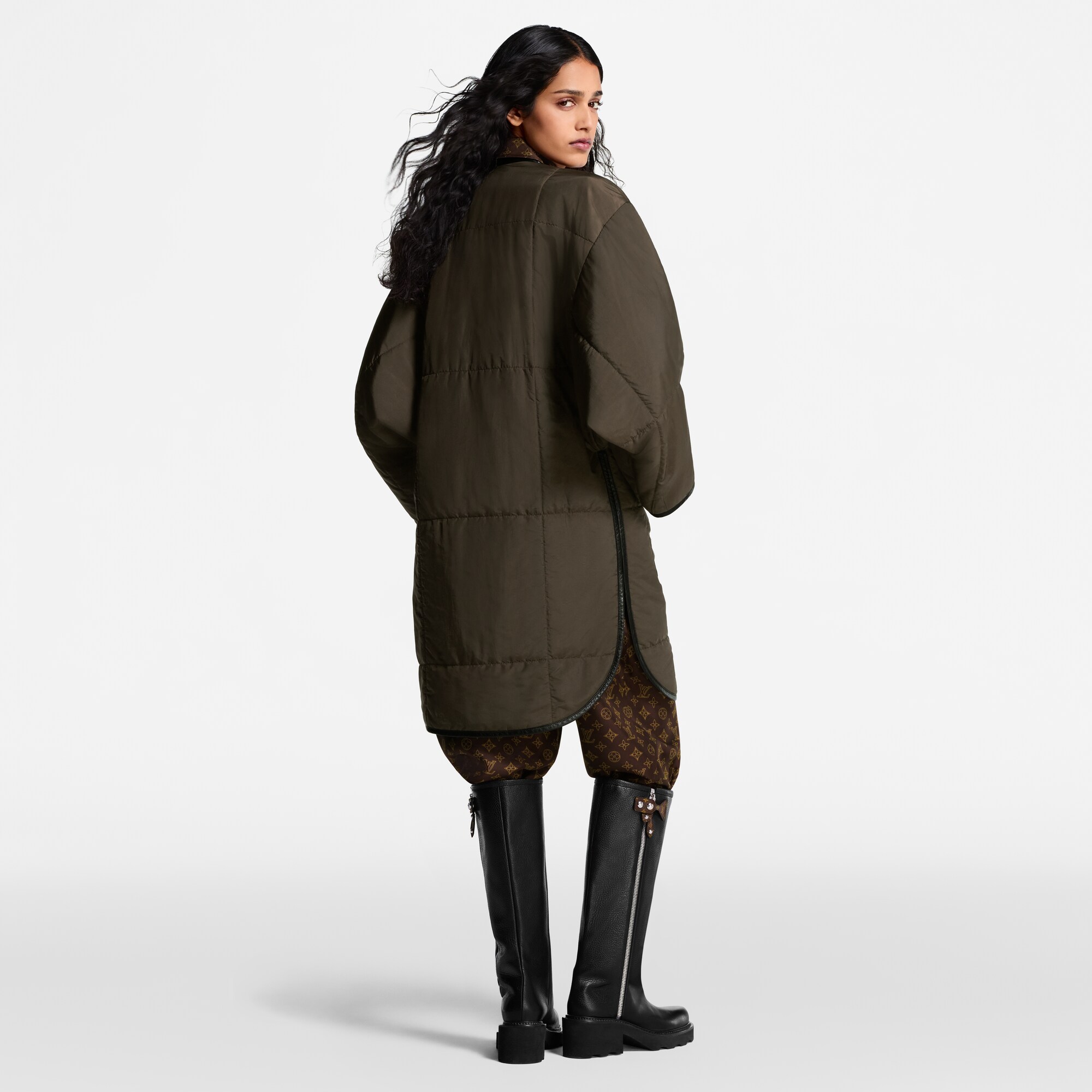  Prêt-à-Porter Manteaux et Vestes Manteau matelassé à attache œillet | Louis Vuitton ® (Zoom produit)