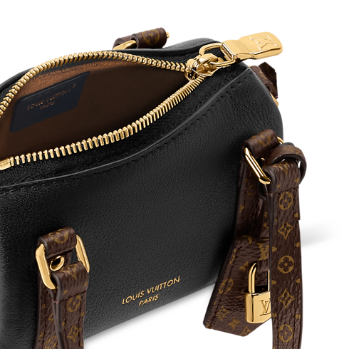S00 Accessories Key Chains and Bag Charms Micro Express Crossbody Bag Charm | Louis Vuitton ® (Product zoom)