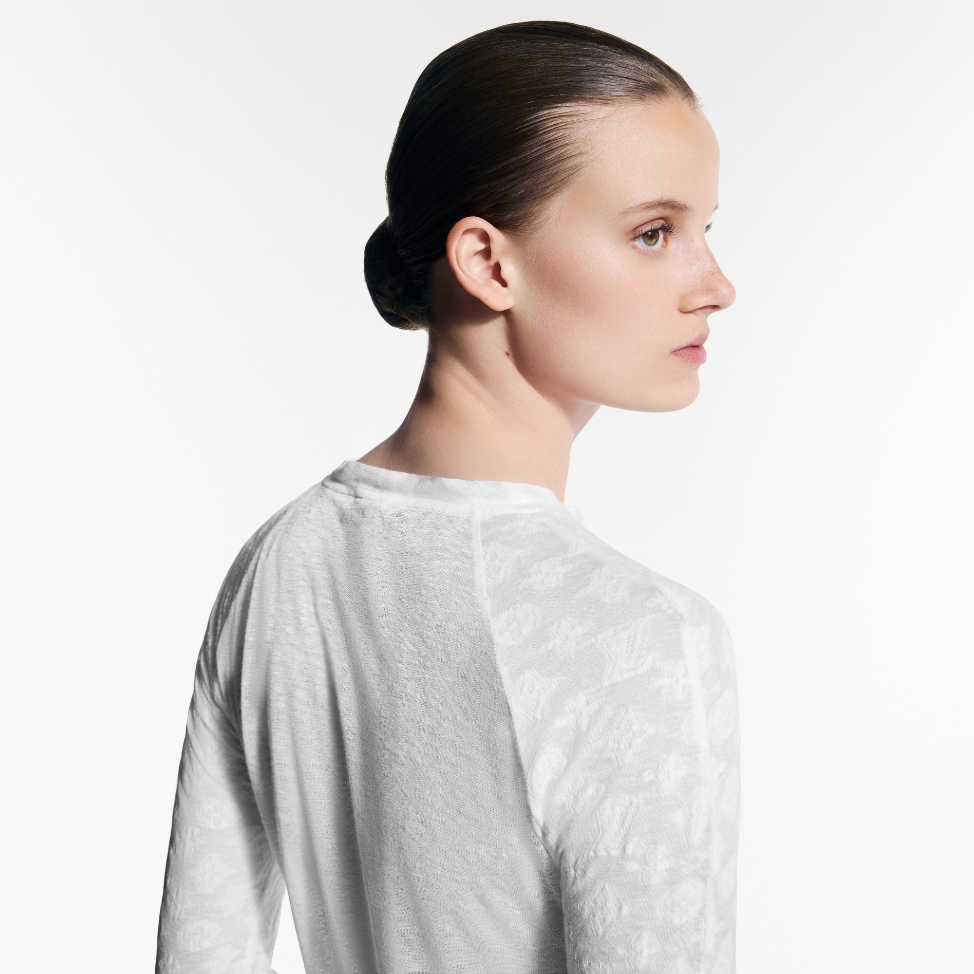  Ready-to-Wear Tops Monogram Accent Long-Sleeved Top  | Louis Vuitton ® (Product zoom)