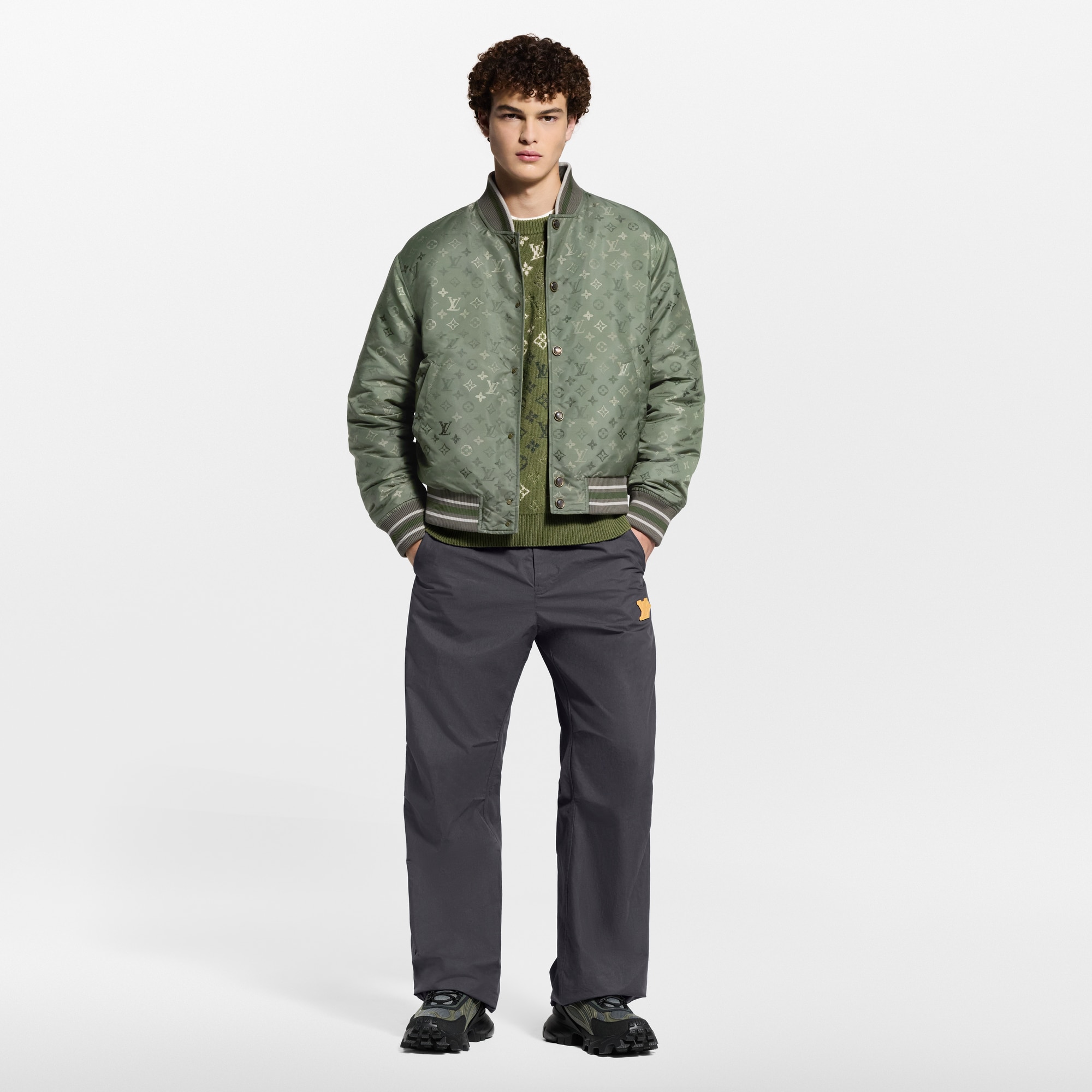  Ready-to-Wear Coats and Outerwear Monogram Bomber | Louis Vuitton ® (Product zoom)