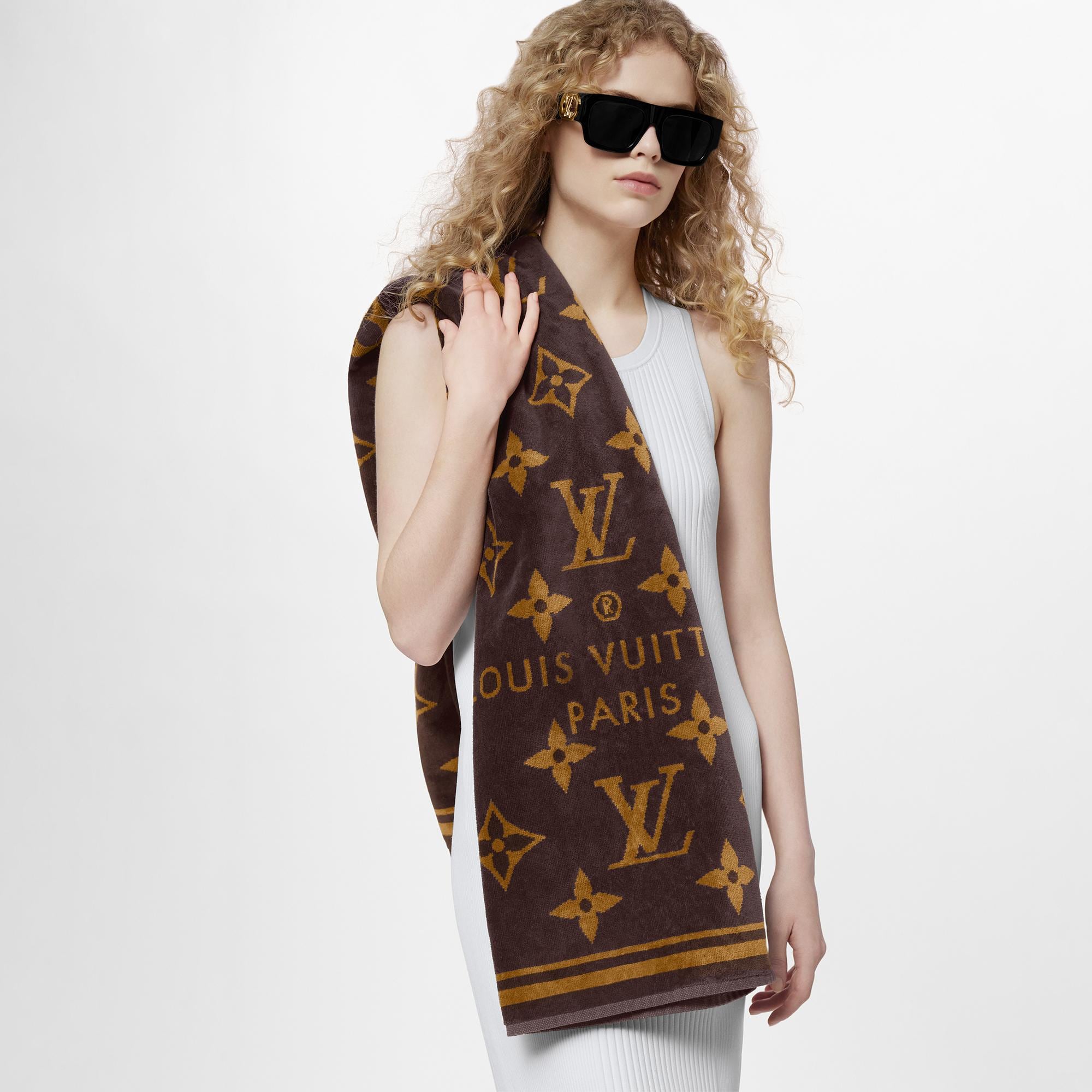 louis vuitton beach towel bag