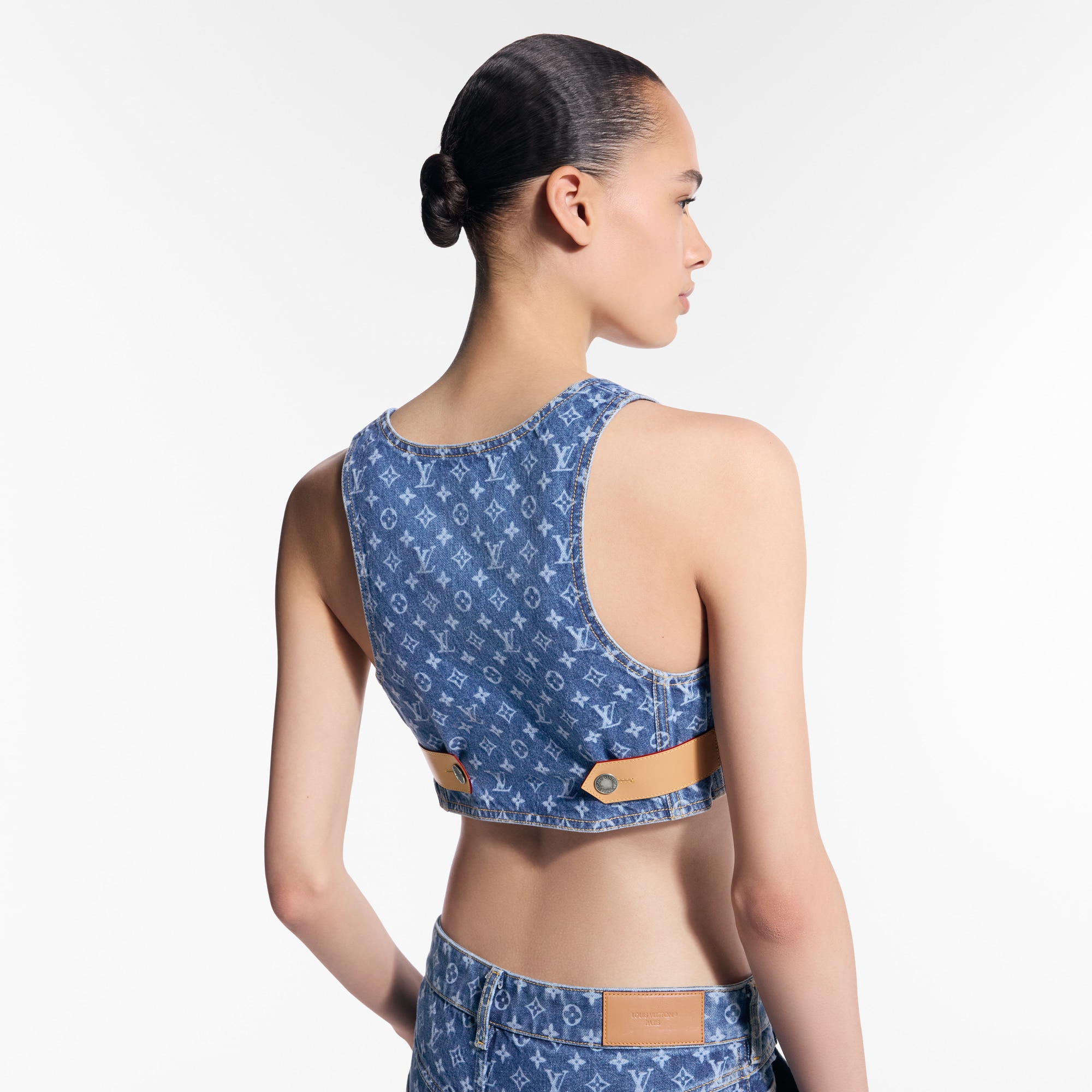 Ready-to-Wear Tops Monogram Denim Crop Top | Louis Vuitton ® (Product zoom)