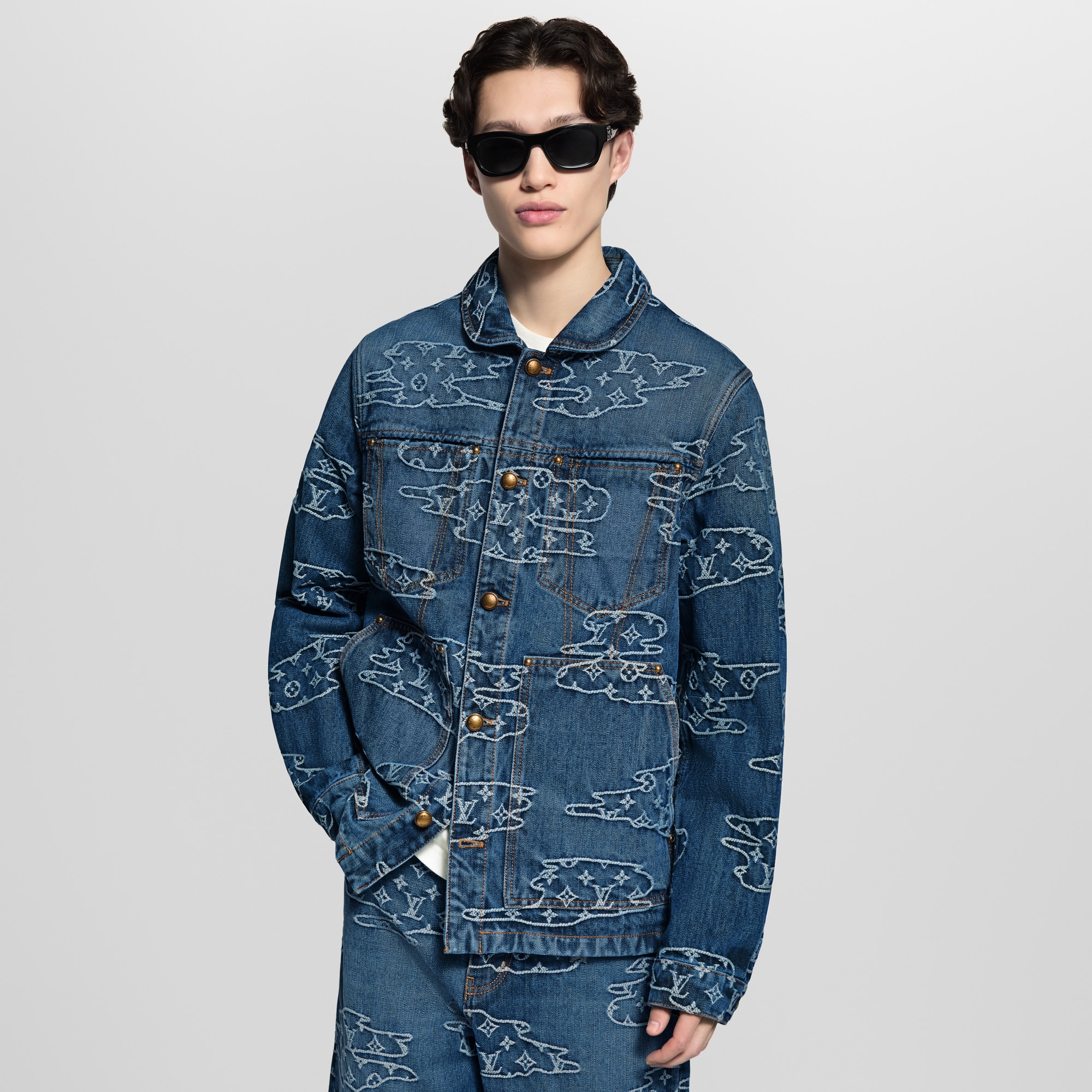  Ready-to-Wear Coats and Outerwear Monogram Denim Workwear Blouson | Louis Vuitton ® (Product zoom)