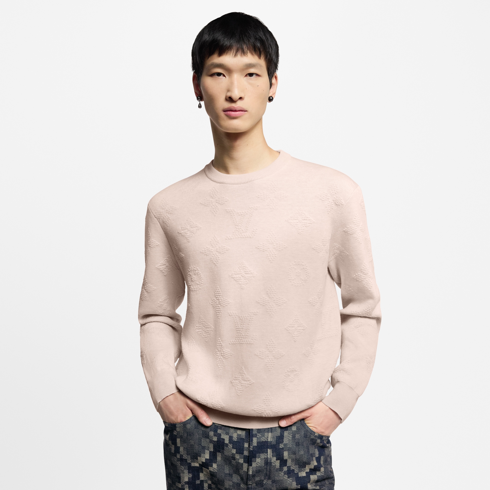  Ready-to-Wear All Ready-to-Wear Monogram Embossed Pullover | Louis Vuitton ® (Product zoom)