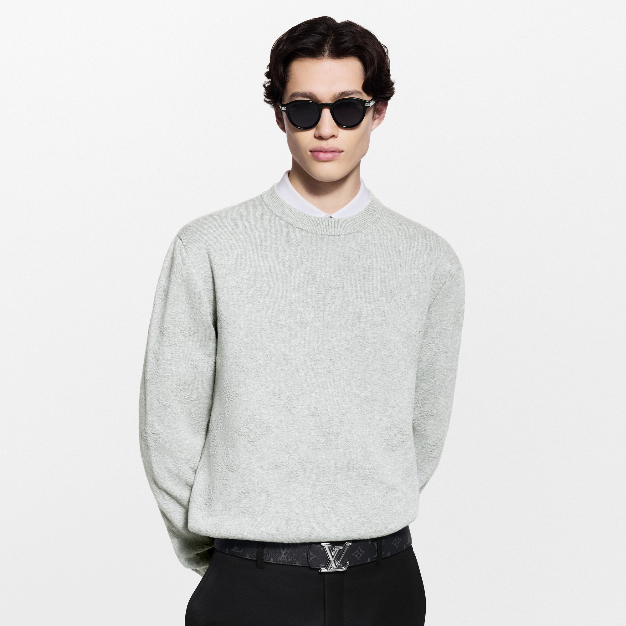  Ready-to-Wear All Ready-to-Wear Monogram Embossed Pullover | Louis Vuitton ® (Product zoom)