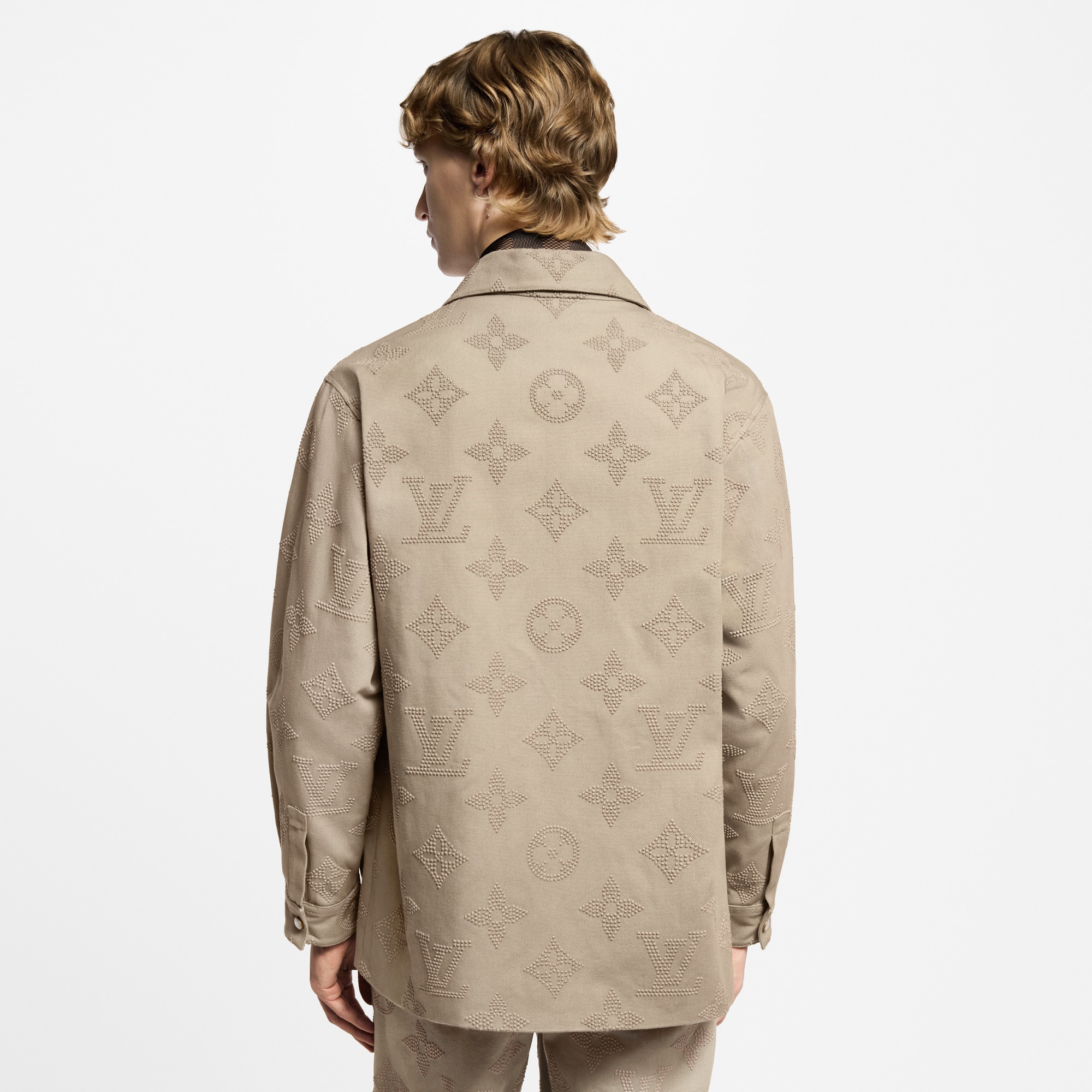  Ready-to-Wear Coats and Outerwear Monogram Embroidered Chic Overshirt | Louis Vuitton ® (Product zoom)