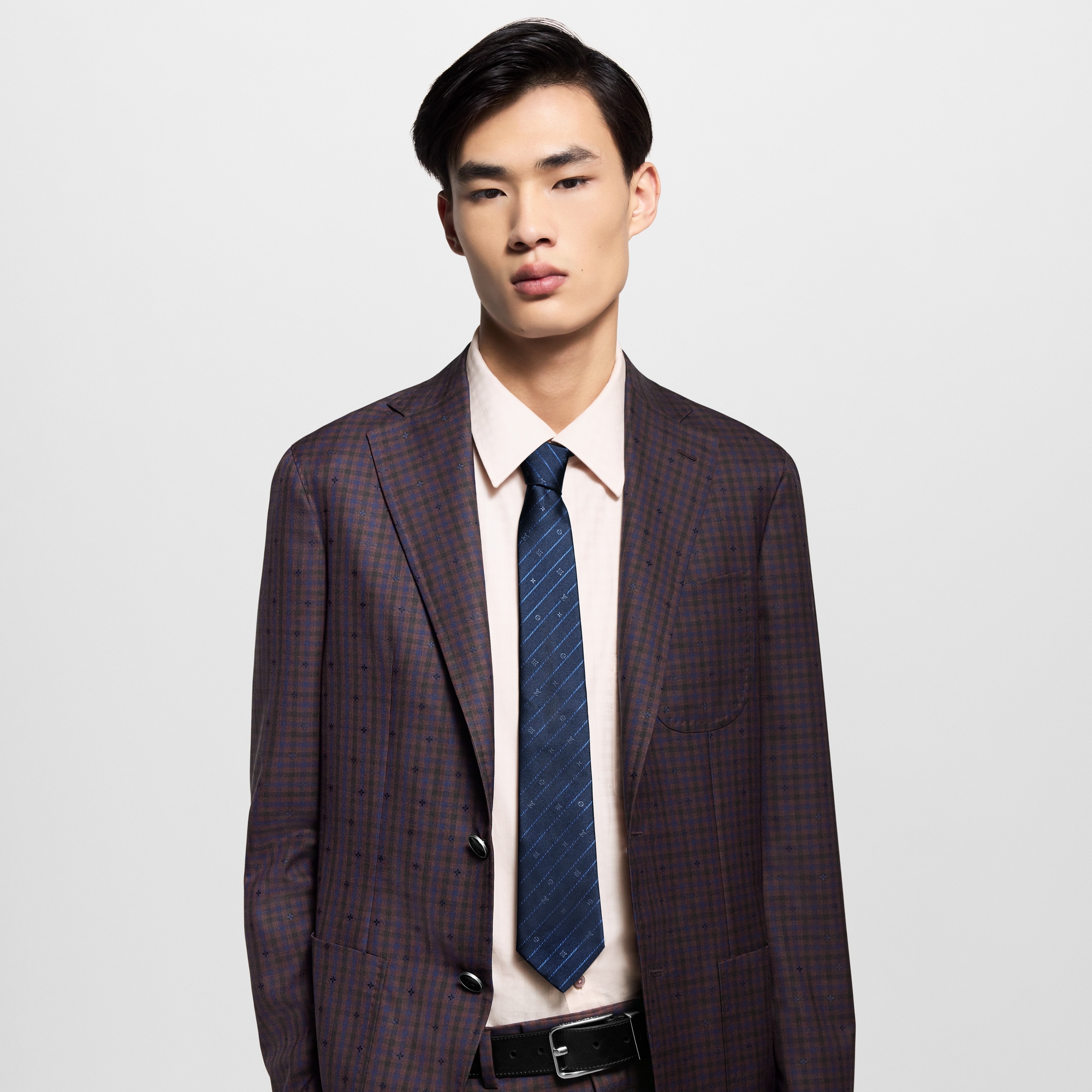 S00 Accessories Ties and Pocket Squares Monogram Pinstripes Tie | Louis Vuitton ® (Product zoom)