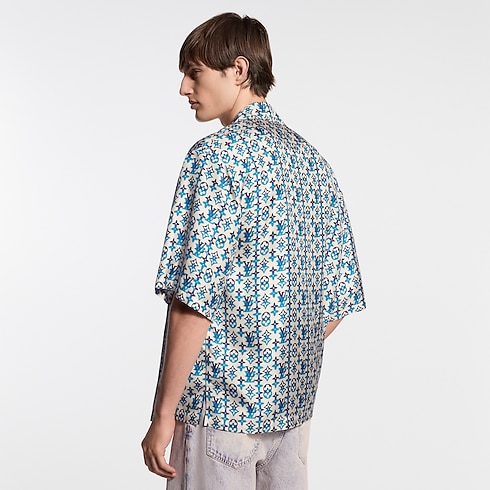 Ready-to-Wear Shirts Monogram Printed Silk Short-Sleeved Shirt | Louis Vuitton ® (Product zoom)