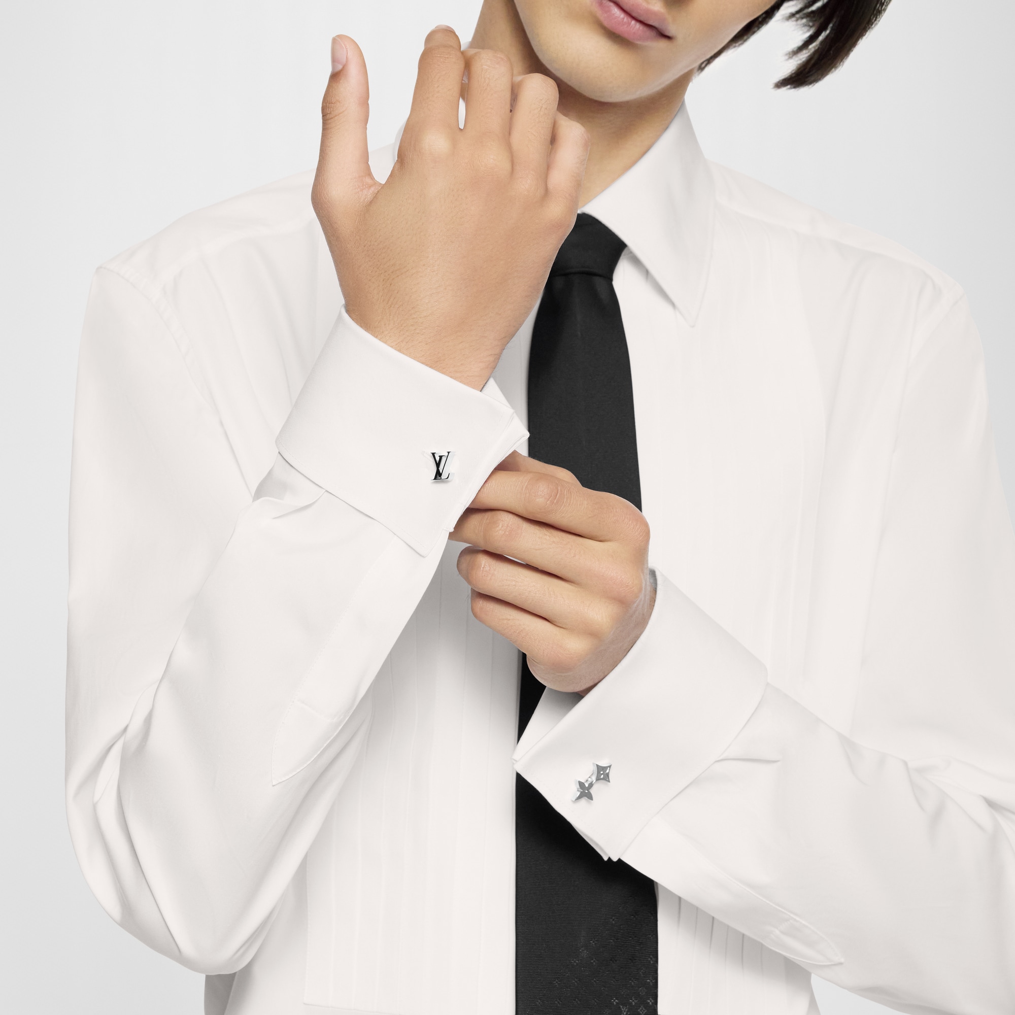 S00 Fashion Jewelry Fashion Jewelry Monogram Row Cufflinks | Louis Vuitton ® (Product zoom)