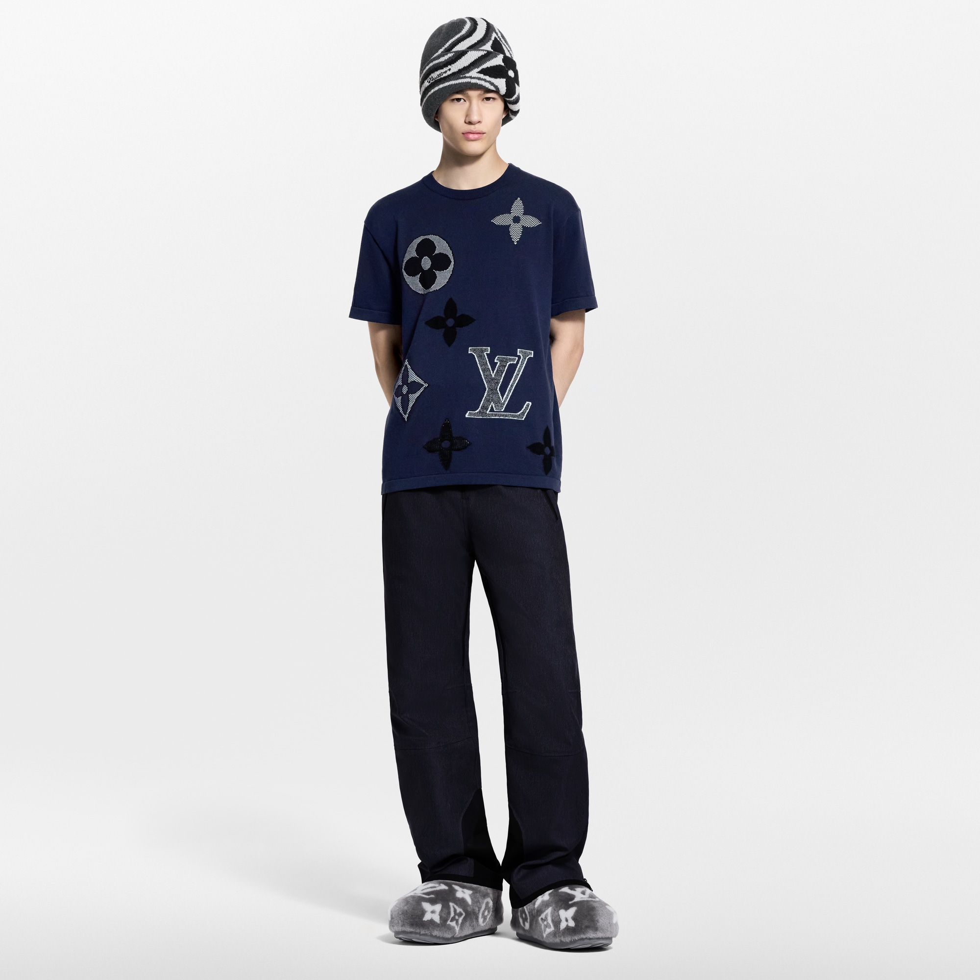  For Men LV Ski Monogram Short-Sleeved Knitted Crewneck | Louis Vuitton ® (Product zoom)