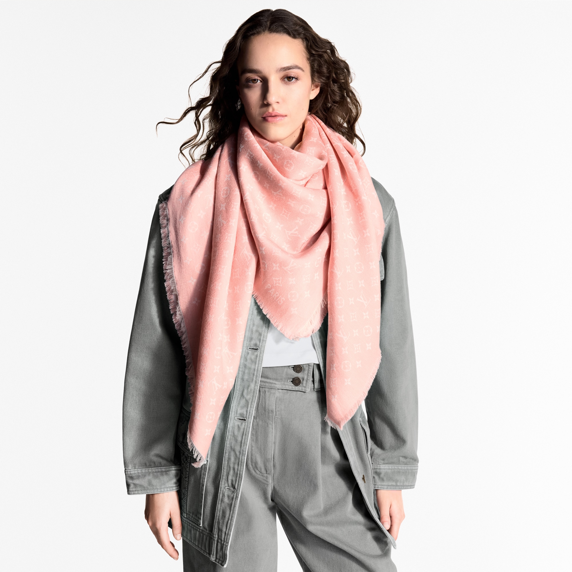 S00 Accessories Shawls and Stoles My Daily Denim Shawl | Louis Vuitton ® (Product zoom)