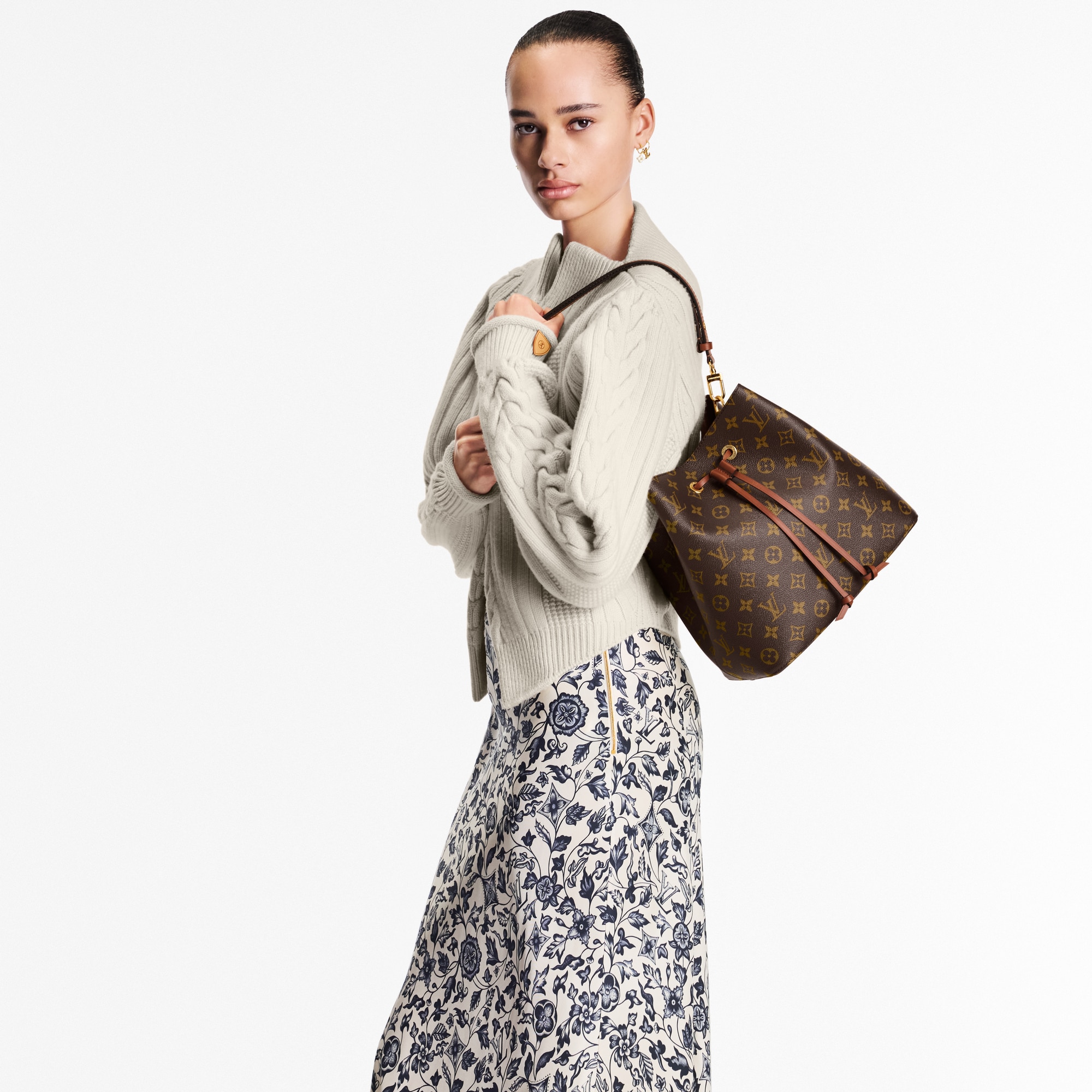Monogram Handbags All Handbags NéoNoé MM | Louis Vuitton ® (Product zoom)