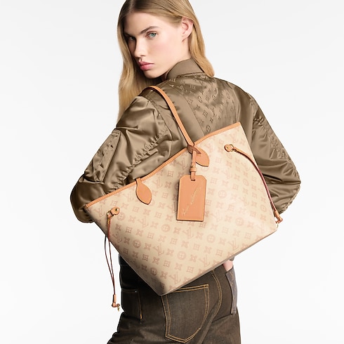 Other Monogram Canvas Women's Bags LV Icons Neverfull MM | Louis Vuitton ® (Product zoom)