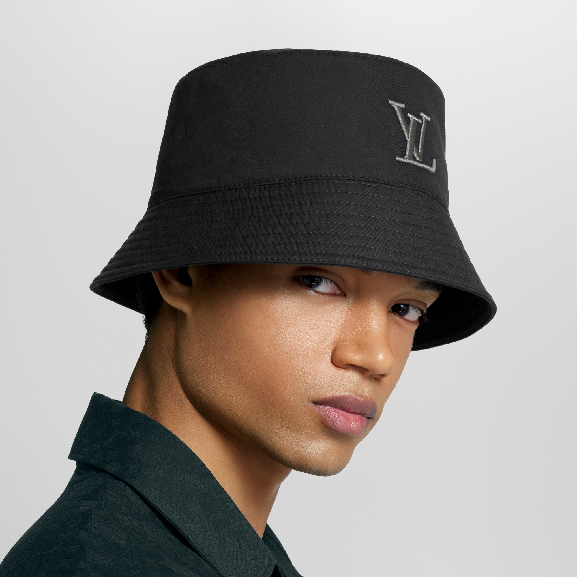 S00 Accessories Hats, Beanies and Gloves Only LV Bucket Hat | Louis Vuitton ® (Product zoom)