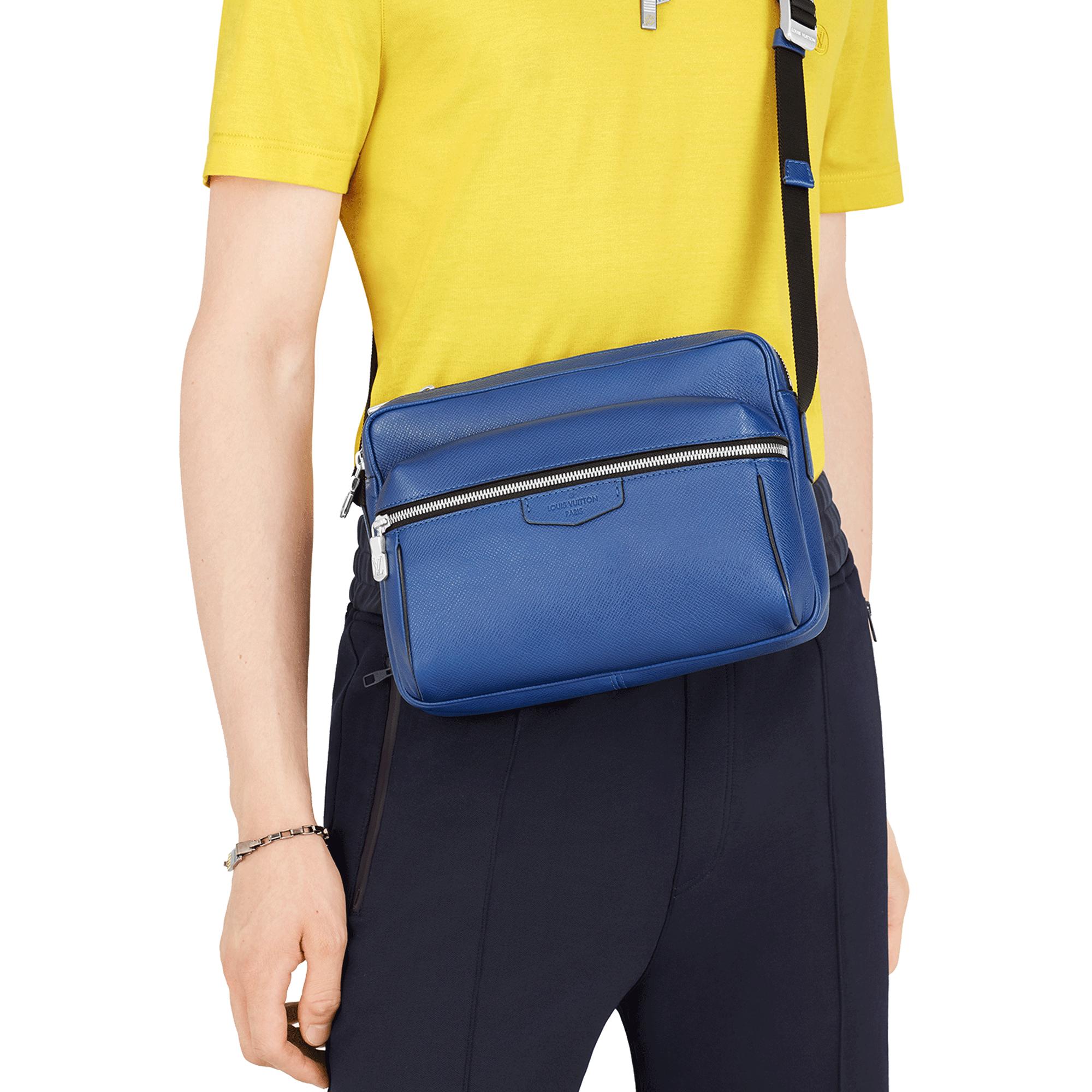 LOUIS VUITTON Taiga Monogram Eclipse Outdoor Messenger Black 390556 |  FASHIONPHILE