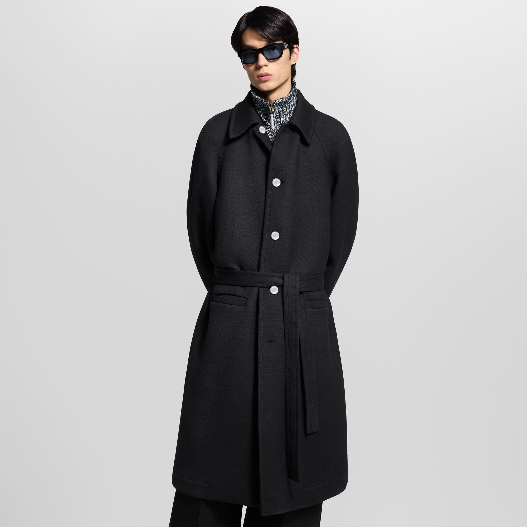  Ready-to-Wear Coats and Outerwear Oversized Single-Breasted Coat | Louis Vuitton ® (Product zoom)