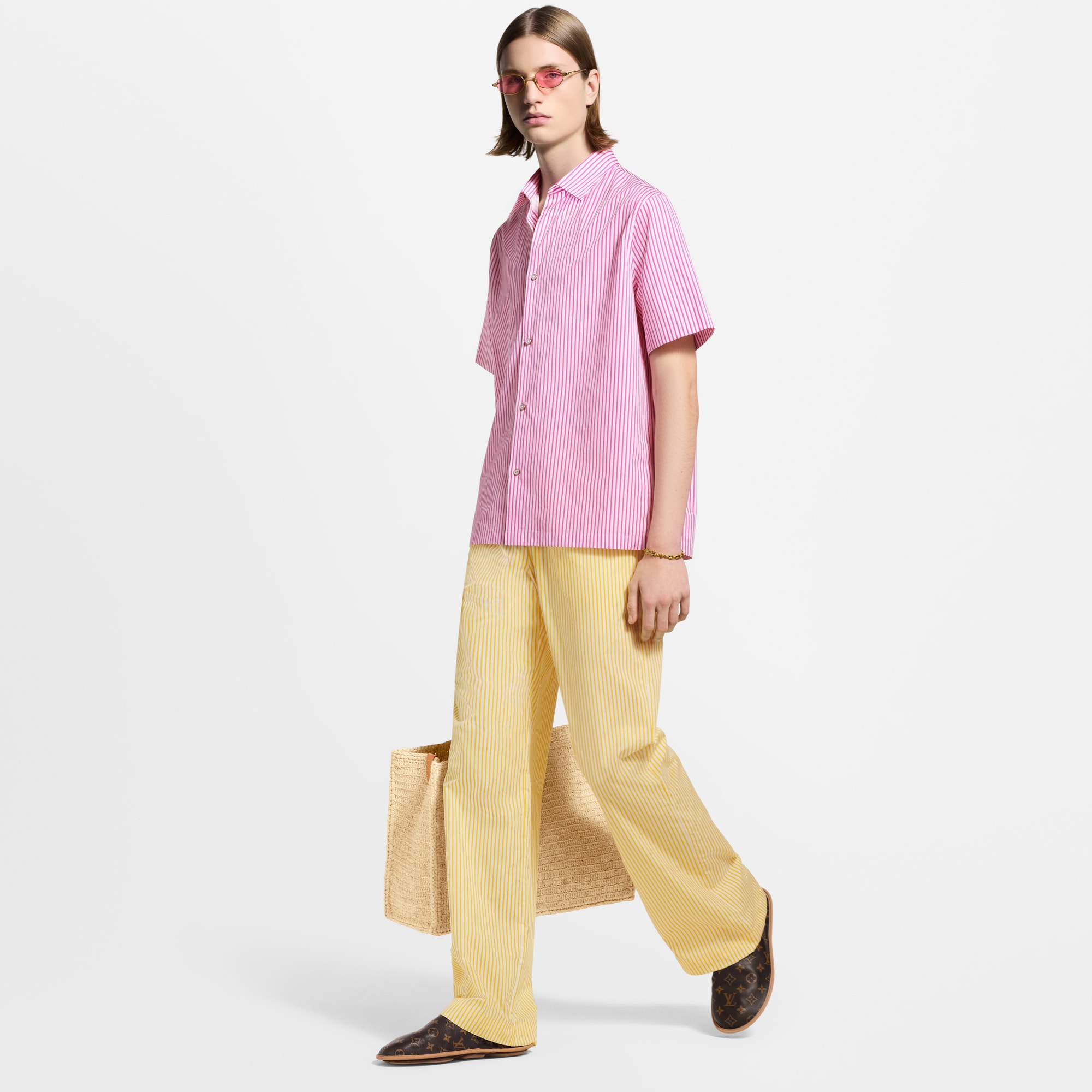  Souliers Flâneurs et Mocassins Pantoufle LV Traveller | Louis Vuitton ® (Zoom produit)