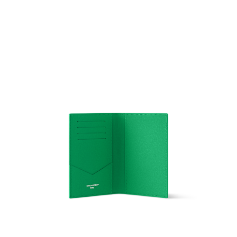 Monogram Heritage Travel Travel Accessories Passport Cover | Louis Vuitton ® (Product zoom)