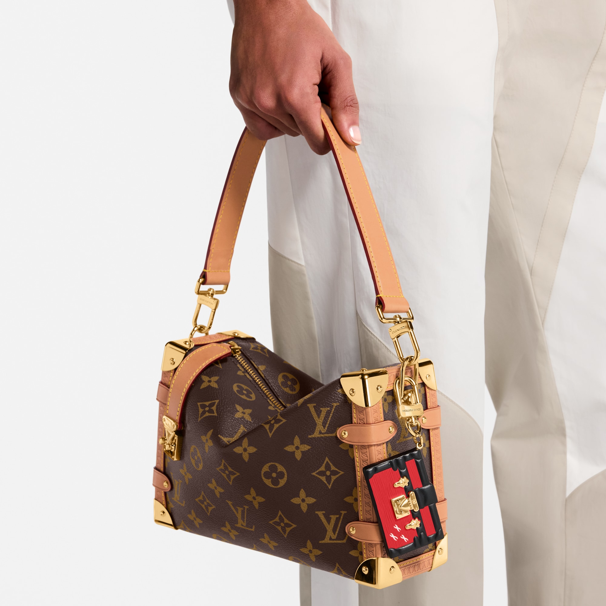 S00 Accessories Key Holders and Bag Charms Petite Malle Epi Bag Charm | Louis Vuitton ® (Product zoom)