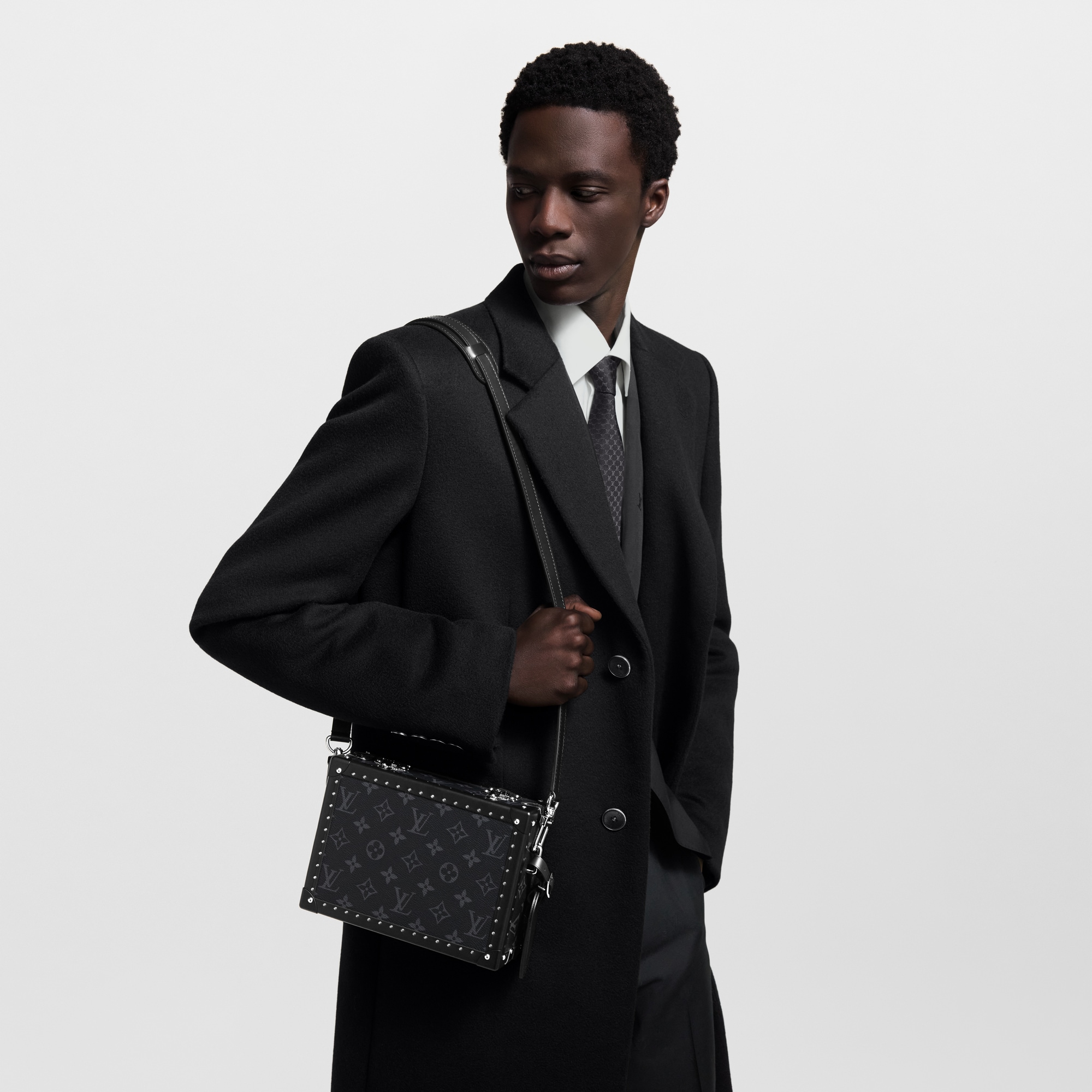 Monogram Eclipse Holiday Sélection homme Pochette Box | Louis Vuitton ® (Zoom produit)