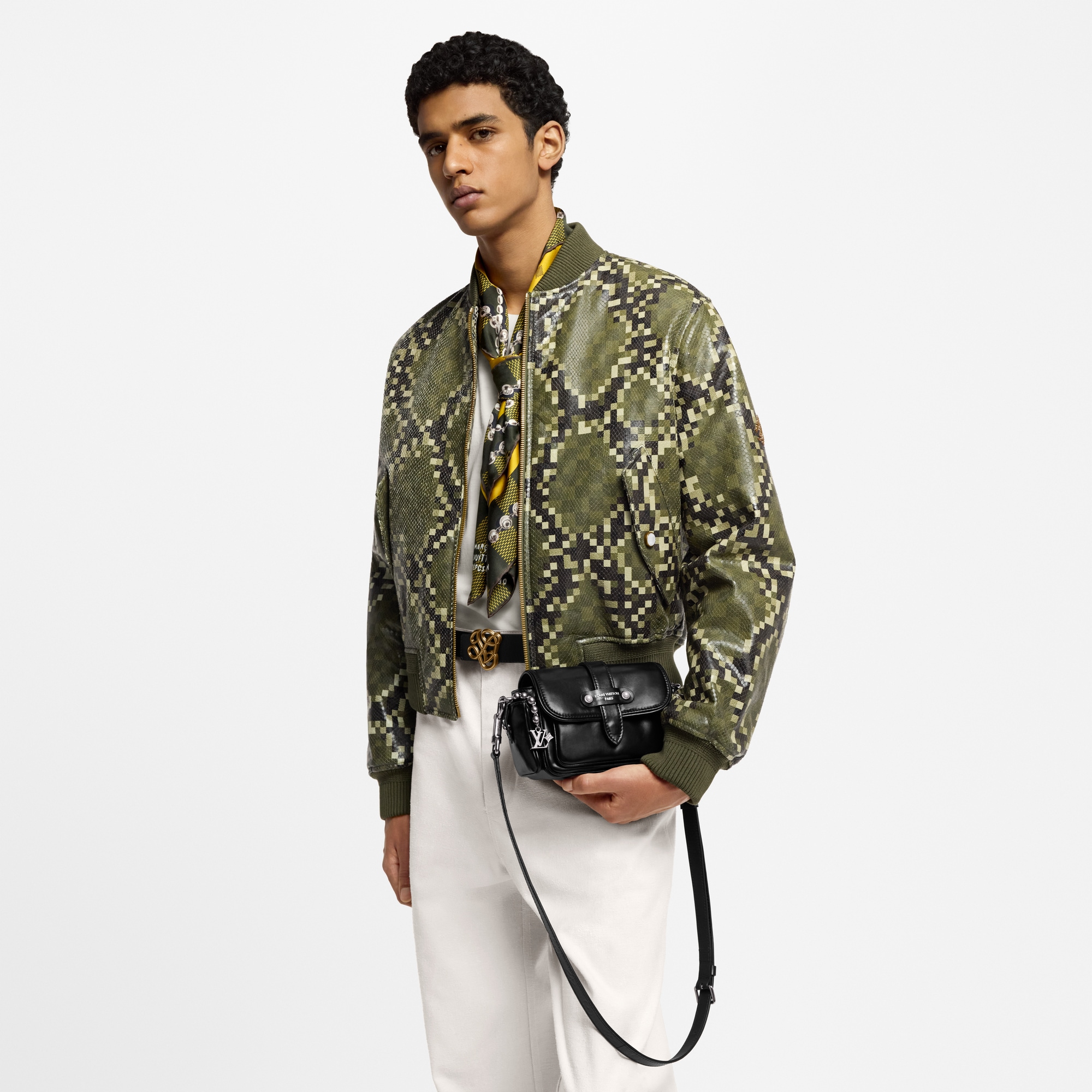 Autres Cuirs Petite Maroquinerie Micro Sac Portefeuille Cargo Wearable | Louis Vuitton ® (Zoom produit)