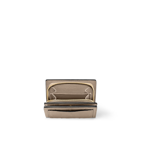 Cuir Monogram Empreinte Petite Maroquinerie Tous les Petite Maroquinerie Portefeuille Compact moyen | Louis Vuitton ® (Zoom produit)