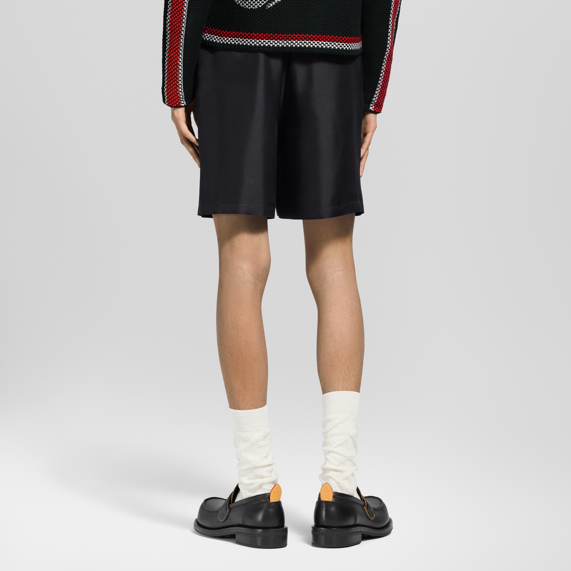  Ready-to-Wear Pants Printed Signature Silk Shorts | Louis Vuitton ® (Product zoom)