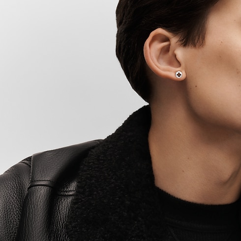 Catégories Toute la Joaillerie Puces D'oreilles Empreinte, Or Blanc | Louis Vuitton ® (Zoom produit)